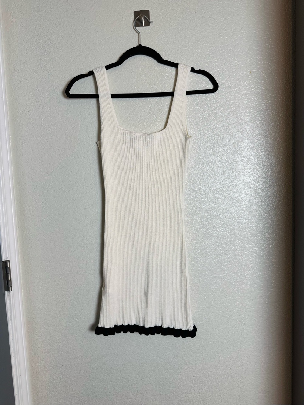 Zara Ribbed Knit Dress - Picture 4 of 4